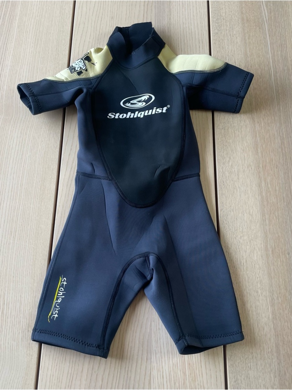 Stohlquist Shorty Neoprene Wetsuit for kids size small, size small kids wetsuit